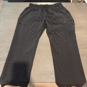 Scrub Star Medical Pants, Size large petite in Black